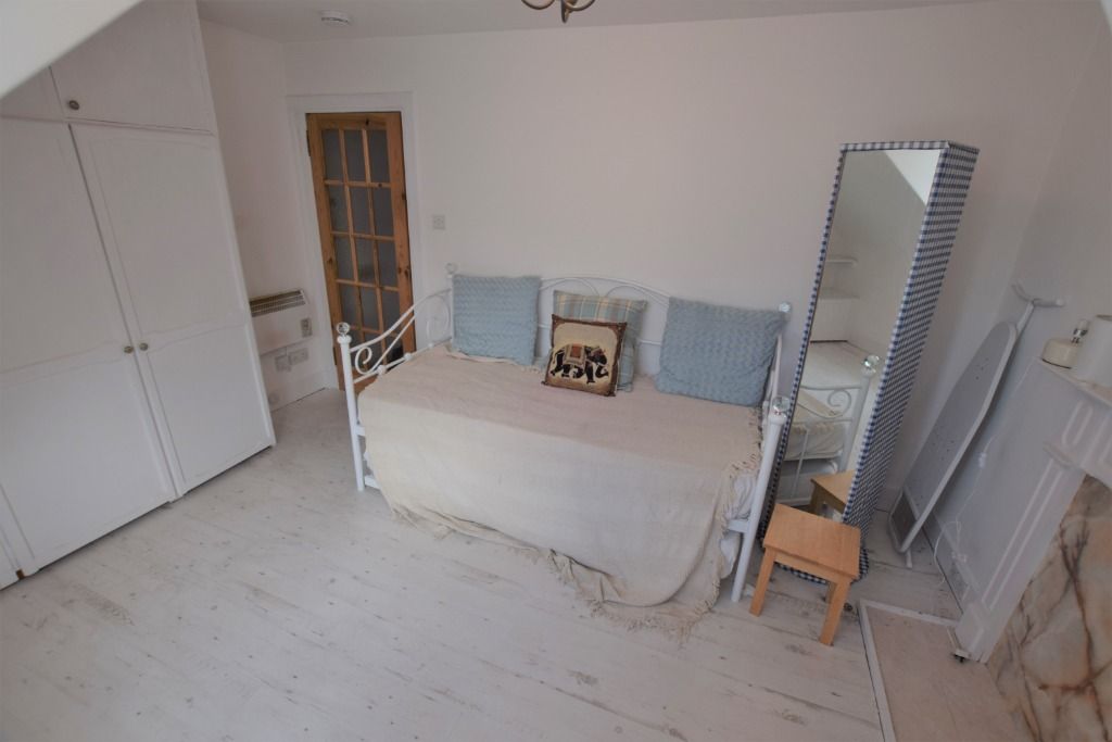 Property photo 2 of 5 Photo 2