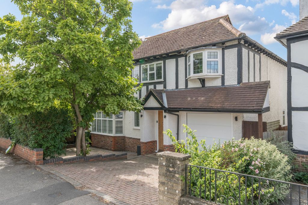 Property photo 1 of 27