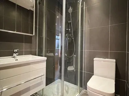 Property photo 2 of 3