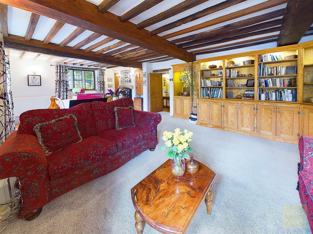 Property photo 3 of 31