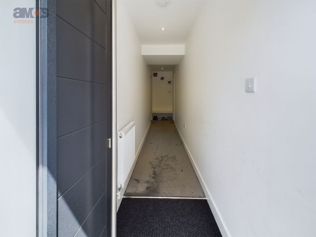 Property photo 3 of 28 5207933