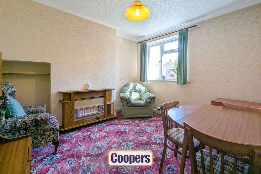 Property photo 3 of 15 Dining Room
