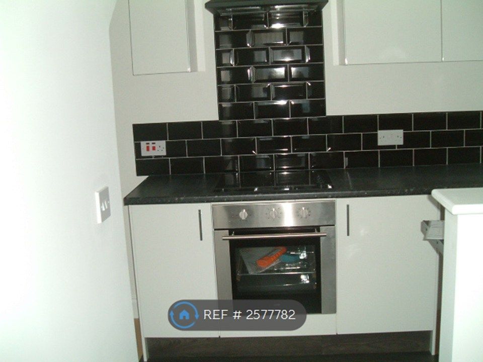 Property photo 3 of 25