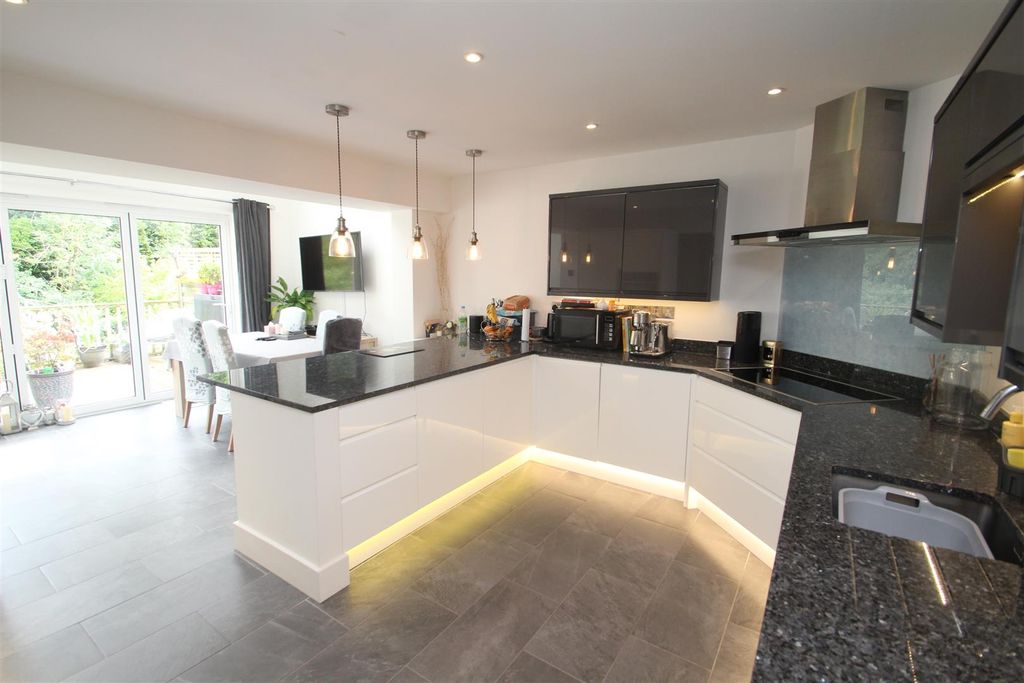 Property photo 2 of 23 Img_5393.Jpg