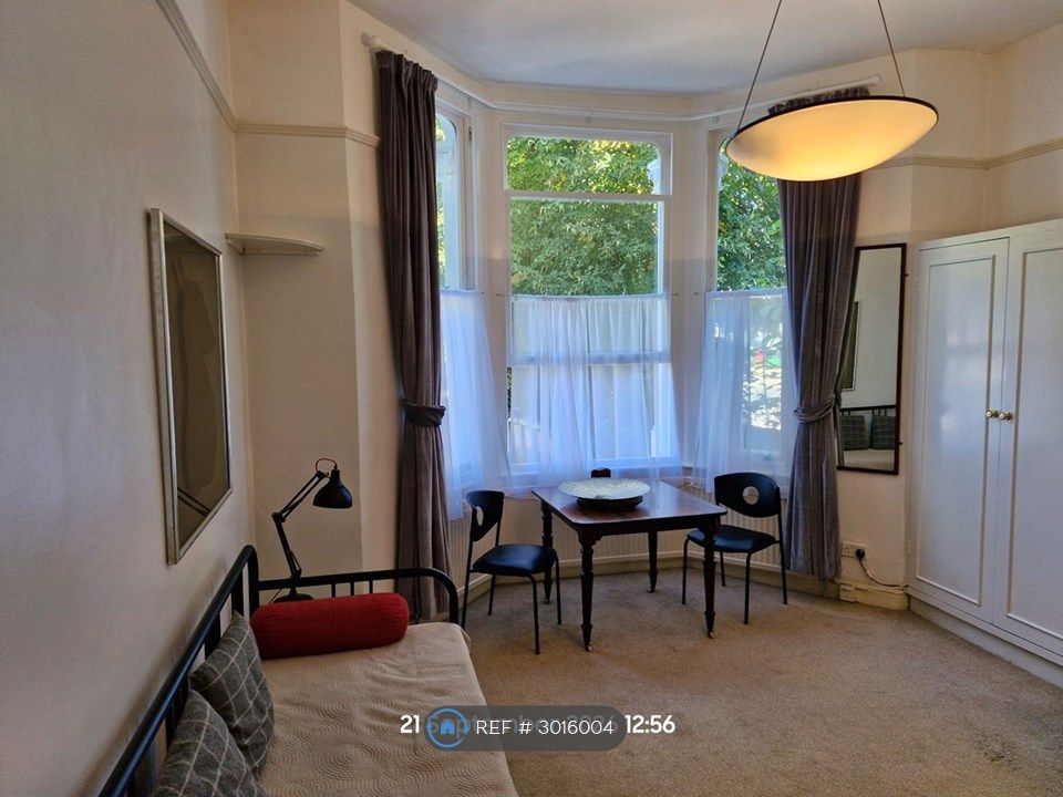 Property photo 2 of 9 Large Double Glazed Windows And Plenty Of Storage