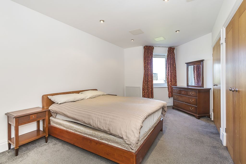 Property photo 3 of 12 Imgl7163