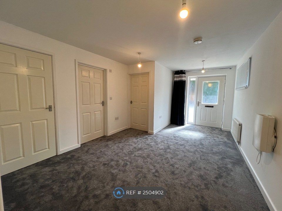 Property photo 2 of 9 Living Room