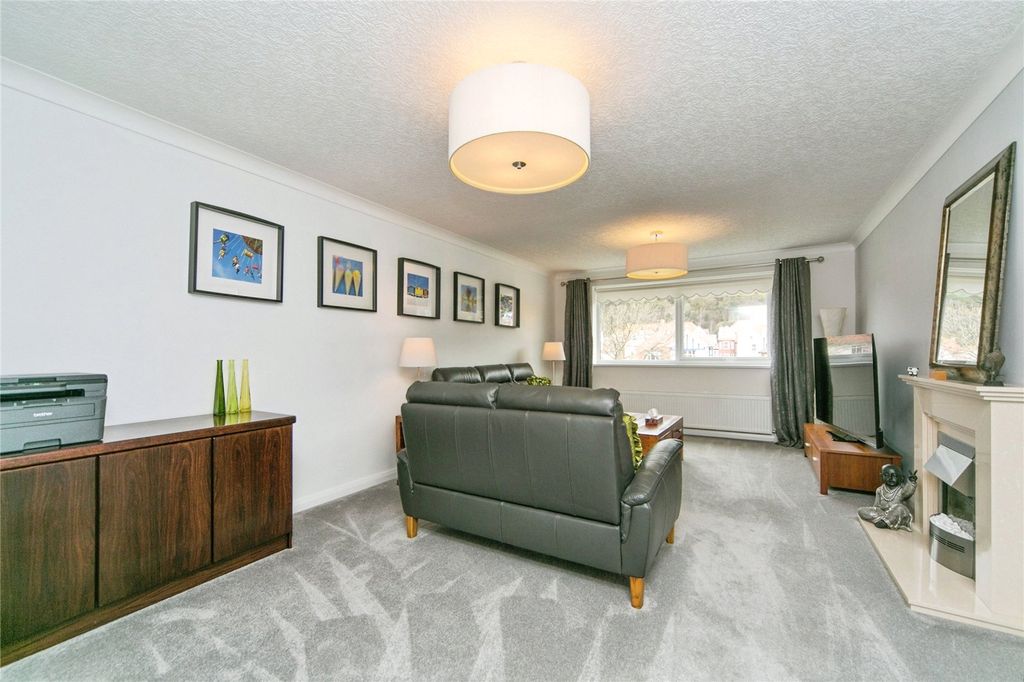 Additional image 13 of 2 bed flat for saleGloddaeth Avenue, Llandudno, Conwy LL30