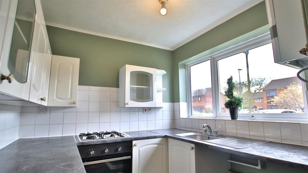 Property photo 3 of 15 Img_1886.Jpg