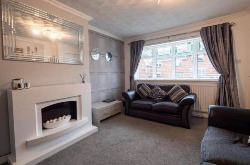 Property photo 3 of 7