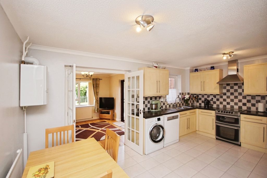 Property photo 3 of 18 Photo