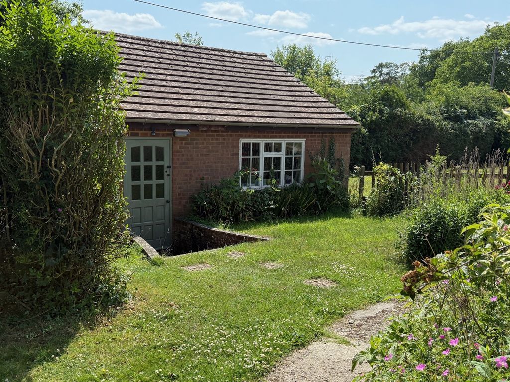 Property photo 2 of 15 1