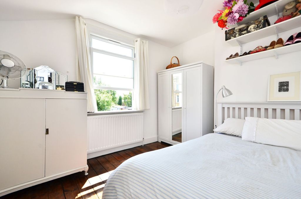 Property photo 1 of 9