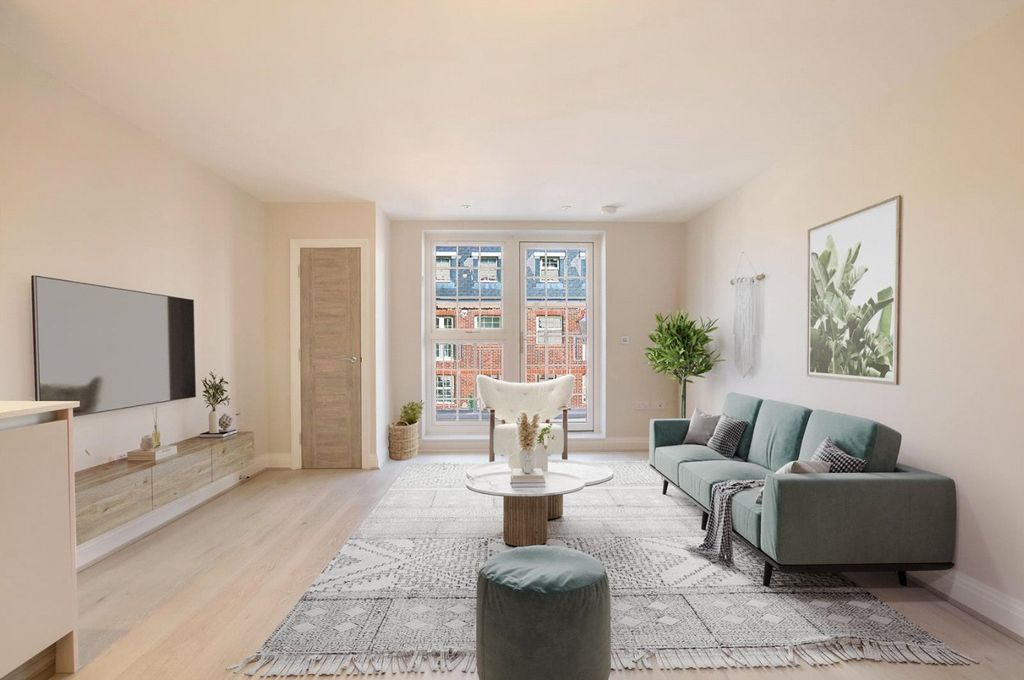 Property photo 2 of 9 Picture No. 15