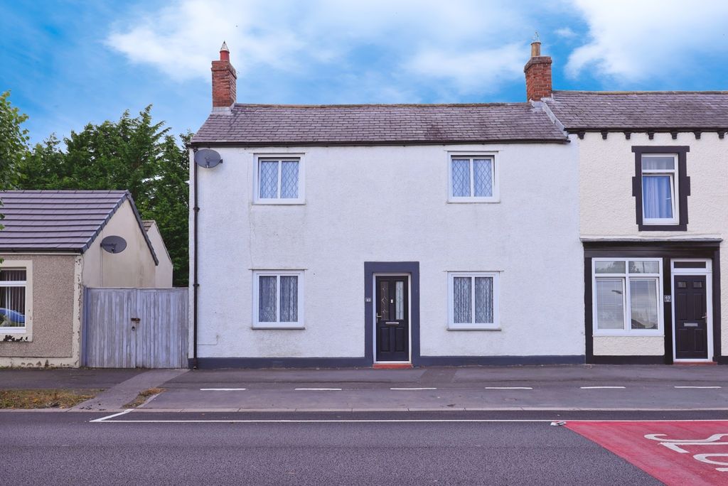 Property photo 1 of 10 External