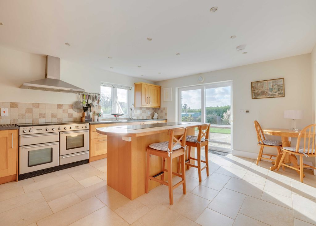 Property photo 3 of 25 6866997Aba9Ac_The-Cottage-27