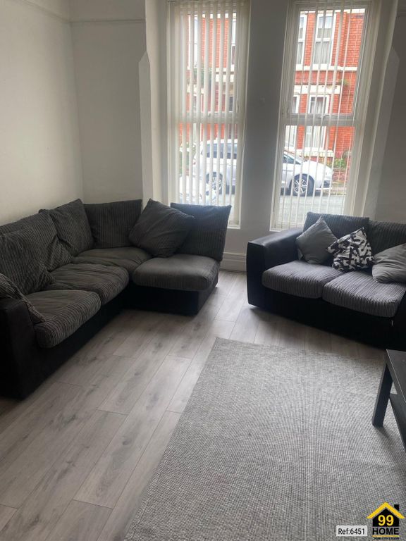 Property photo 3 of 17 Photo 2