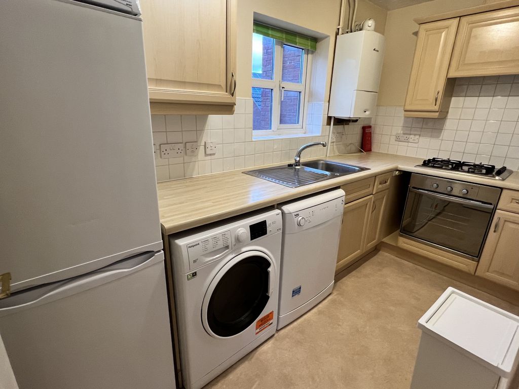 Property photo 3 of 7