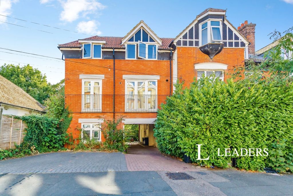 Property photo 1 of 6 Pbox-Img.Jpg