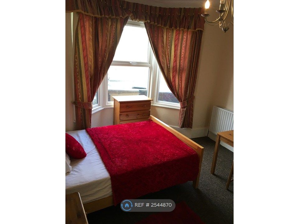 Property photo 2 of 13