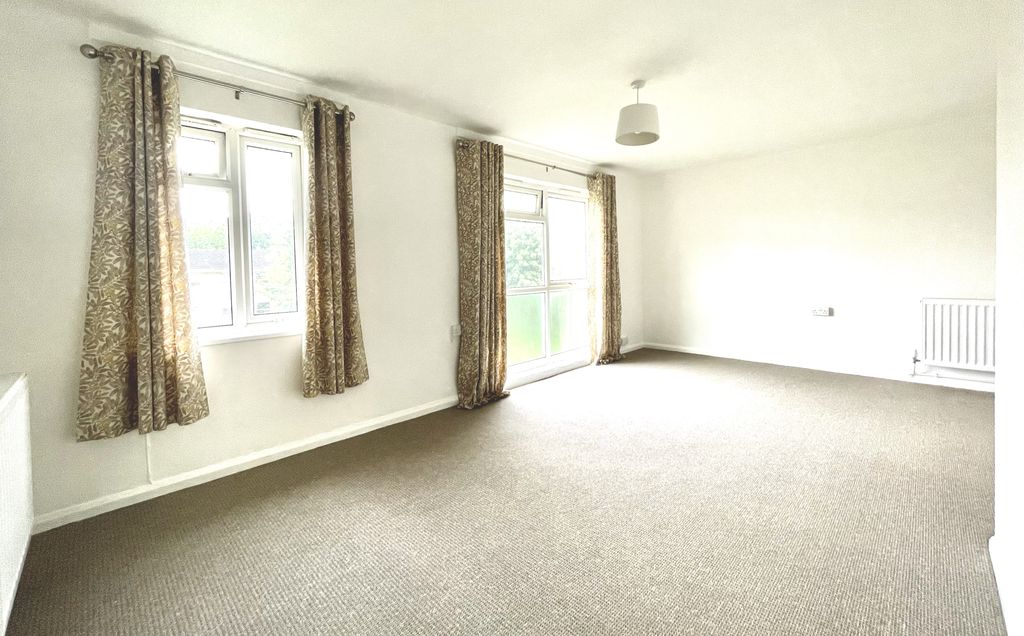 Property photo 3 of 9 Image