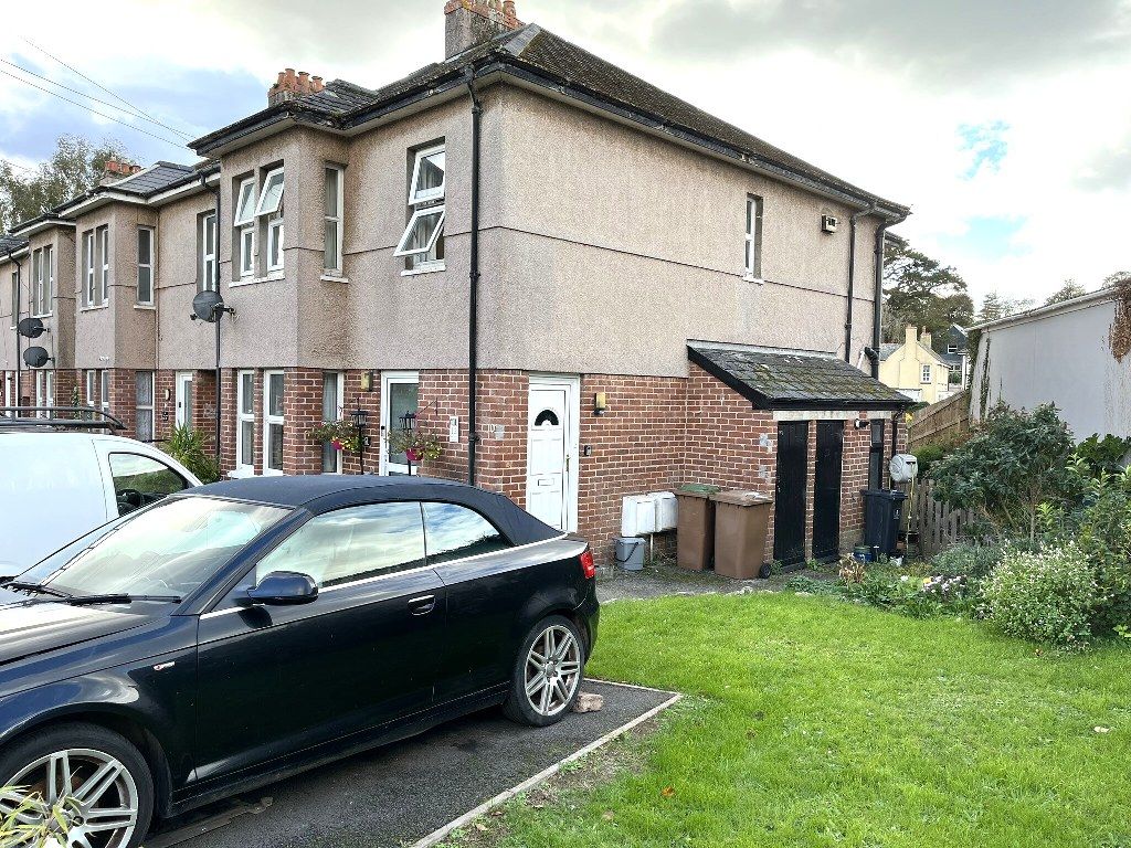 Property photo 1 of 6 Front View