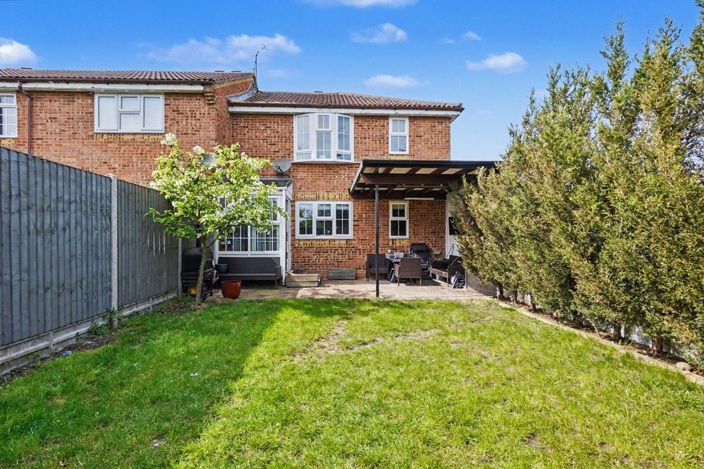 Property photo 2 of 23