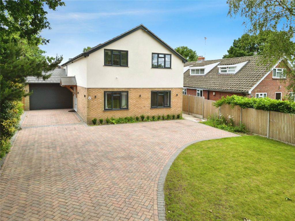 Property photo 1 of 29 Picture No. 08