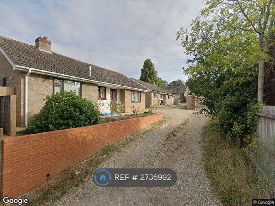 Property photo 1 of 9 Outside