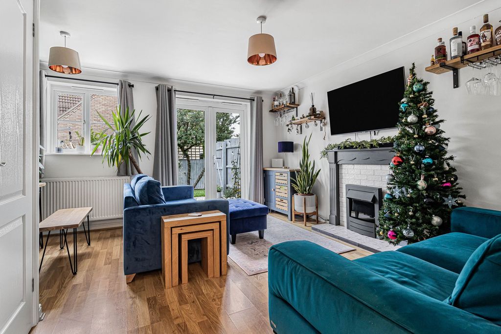 Property photo 3 of 15