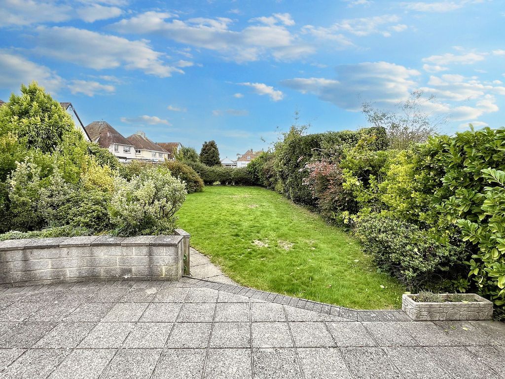 Property photo 2 of 22