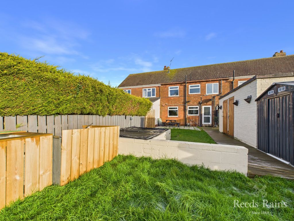 Property photo 1 of 27 Rear Garden