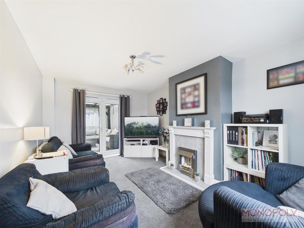 Property photo 2 of 18 Cam03815G0-Pr0397-Still011.Jpg