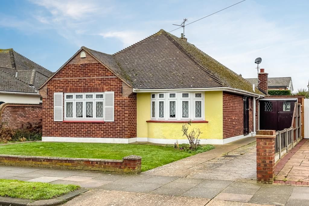 Property photo 1 of 20 Front