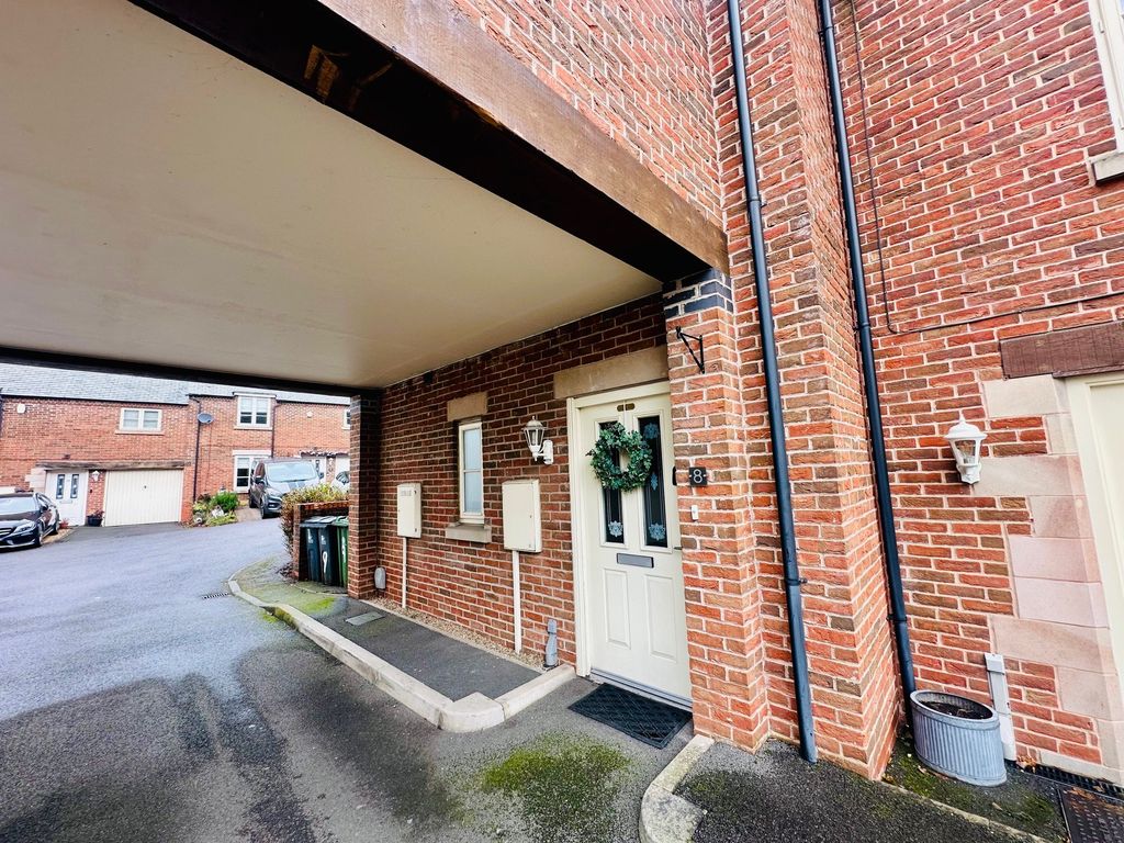 Property photo 1 of 22 Front