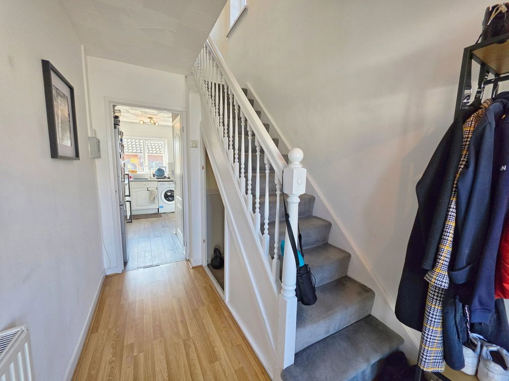 Property photo 2 of 14
