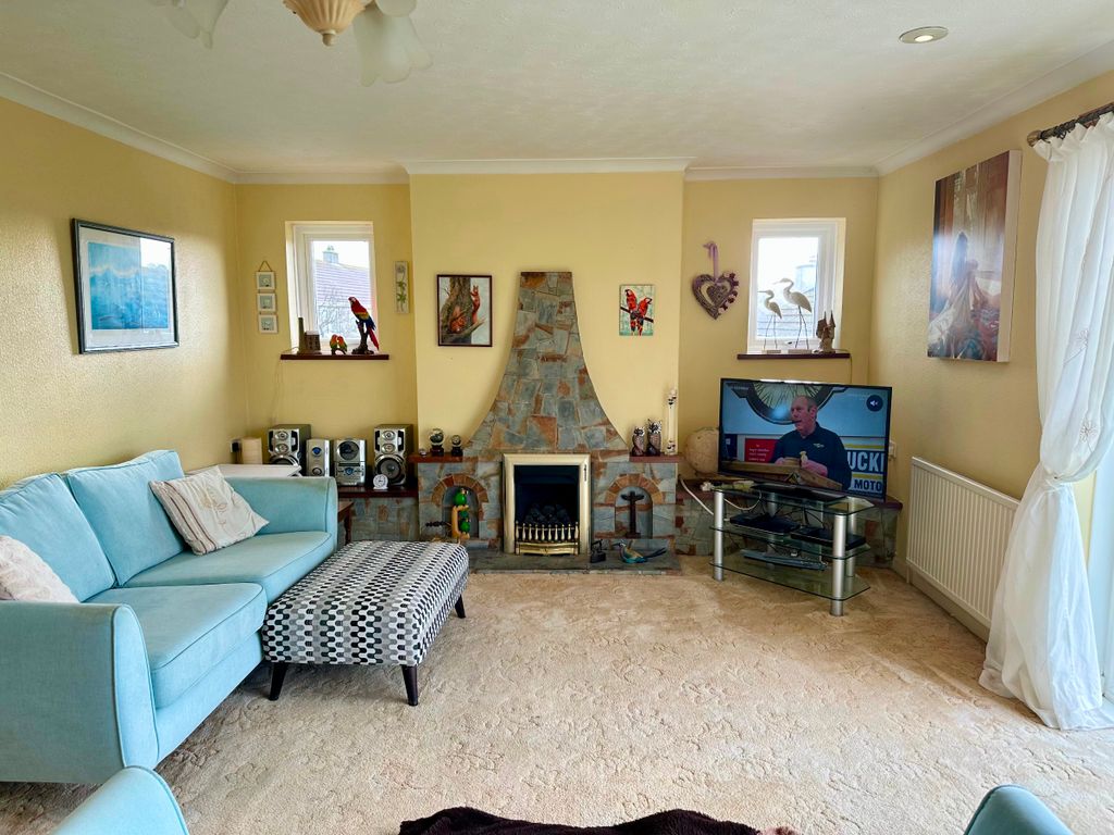 Property photo 3 of 30