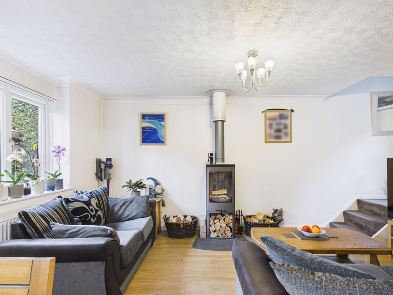 Property photo 2 of 10 Lounge Area