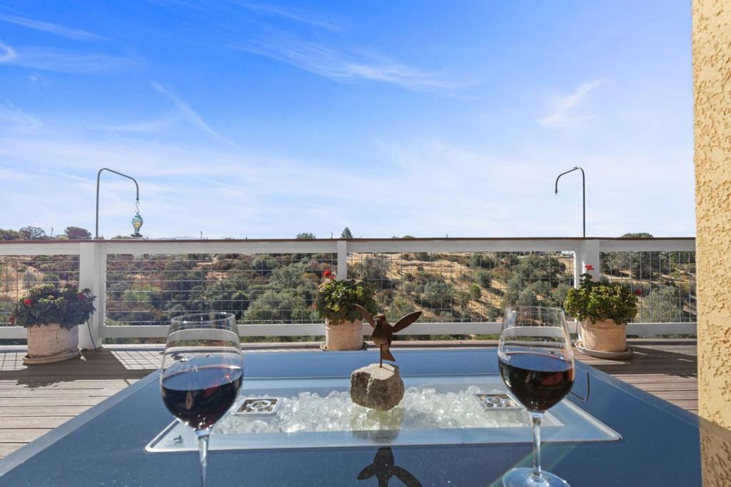 Property photo 2 of 30 <Alttext/>