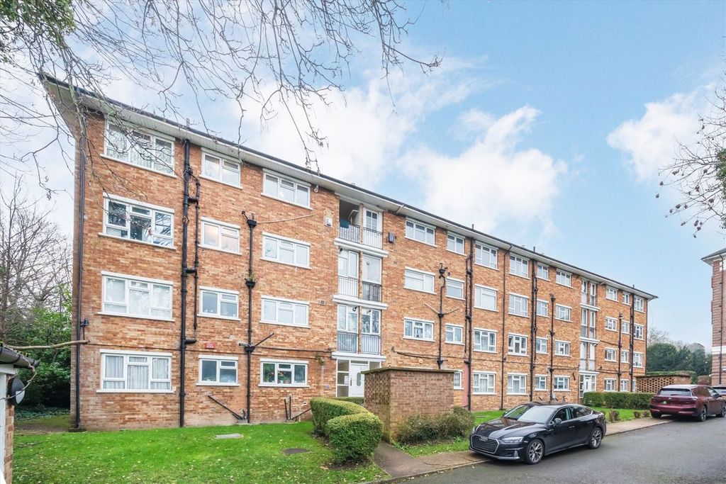 Property photo 1 of 6