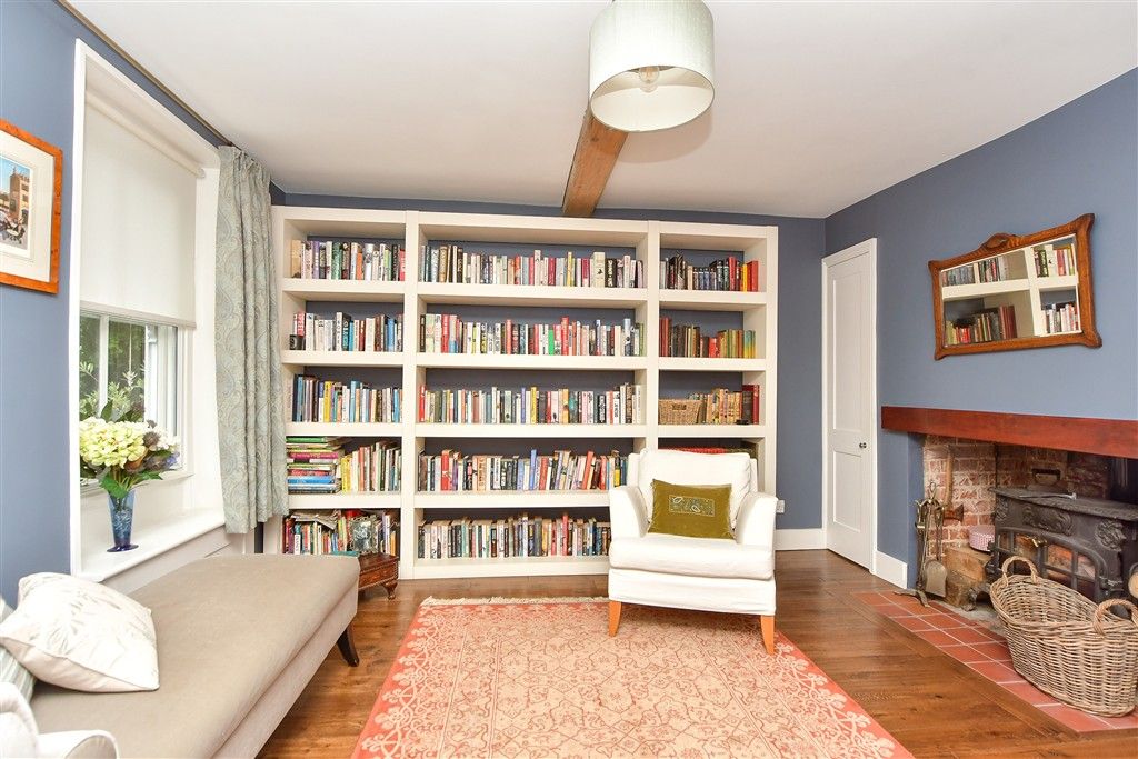 Property photo 3 of 17 Dining Room