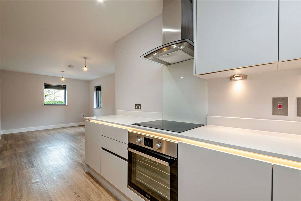 Property photo 3 of 18 Picture No. 20