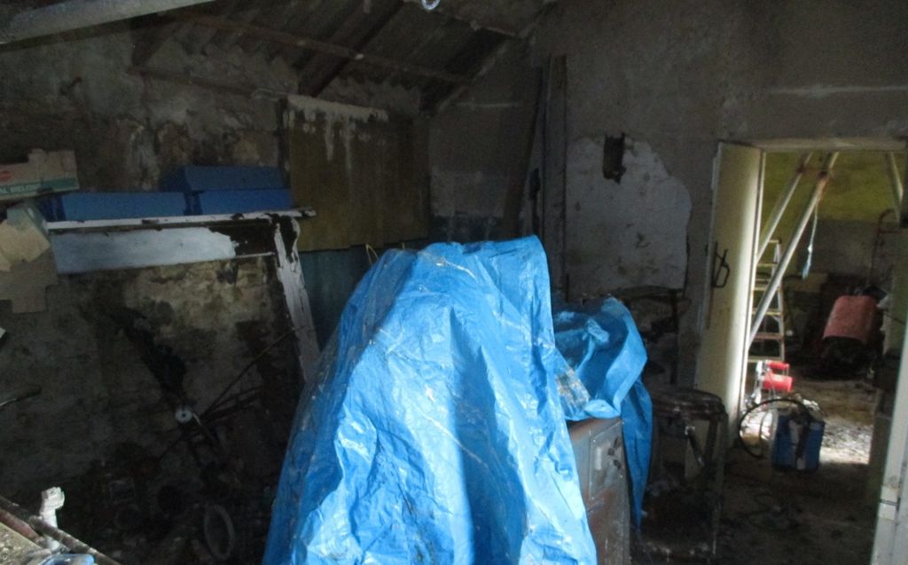 Property photo 3 of 9 Not Specified