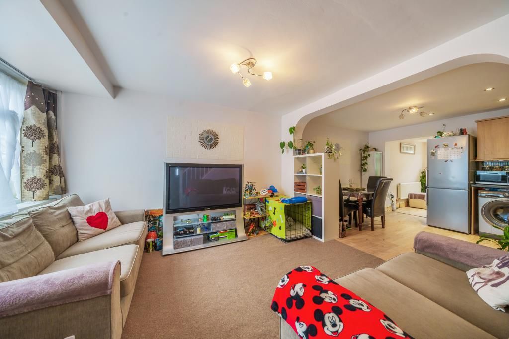 Property photo 3 of 9 Living Room