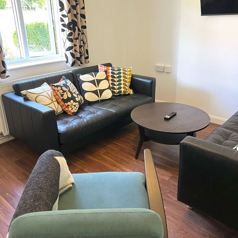 Additional image 9 of 5 bed semi-detached house to rentColbourne Avenue, Brighton BN2