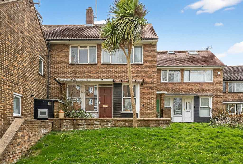 Property photo 1 of 18