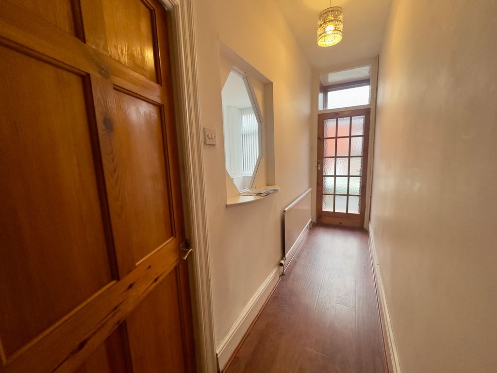 Property photo 3 of 17 Hallway