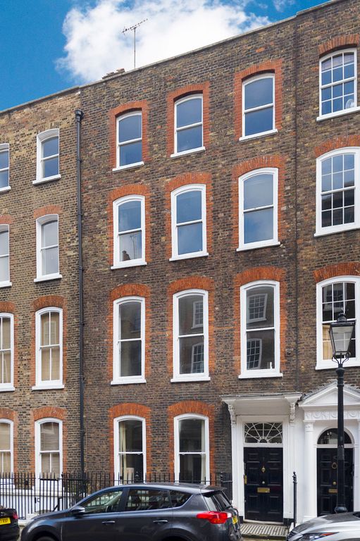 Property photo 2 of 11 7 Great James Street, Bloomsbury London WC1N 3Df