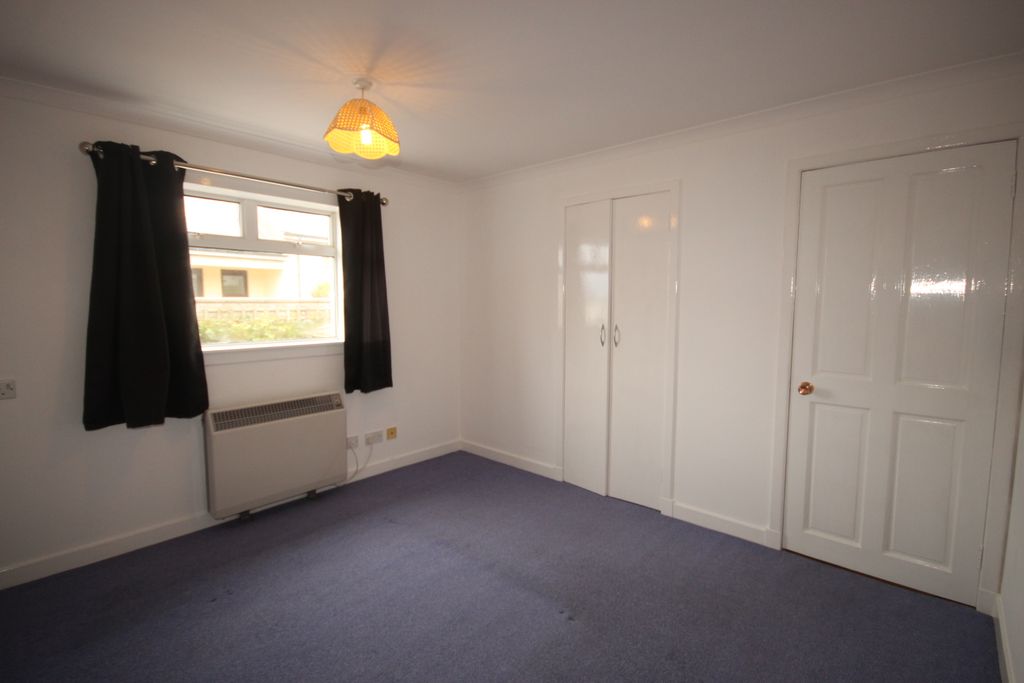 Property photo 3 of 13 Bedroom