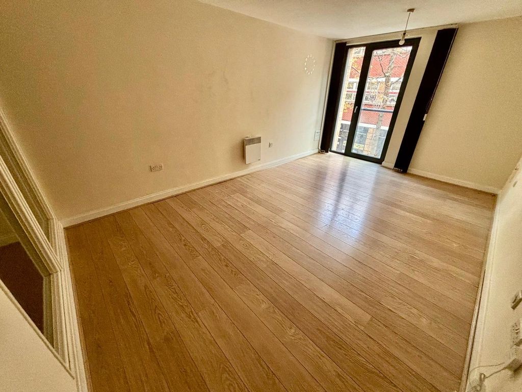 Property photo 2 of 7 Picture No. 05